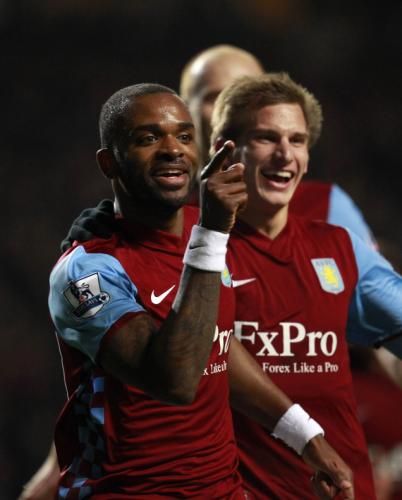 2011-01-222011-01-22t183738z_01_edy05_rtridsp_3_soccer-england_reuters