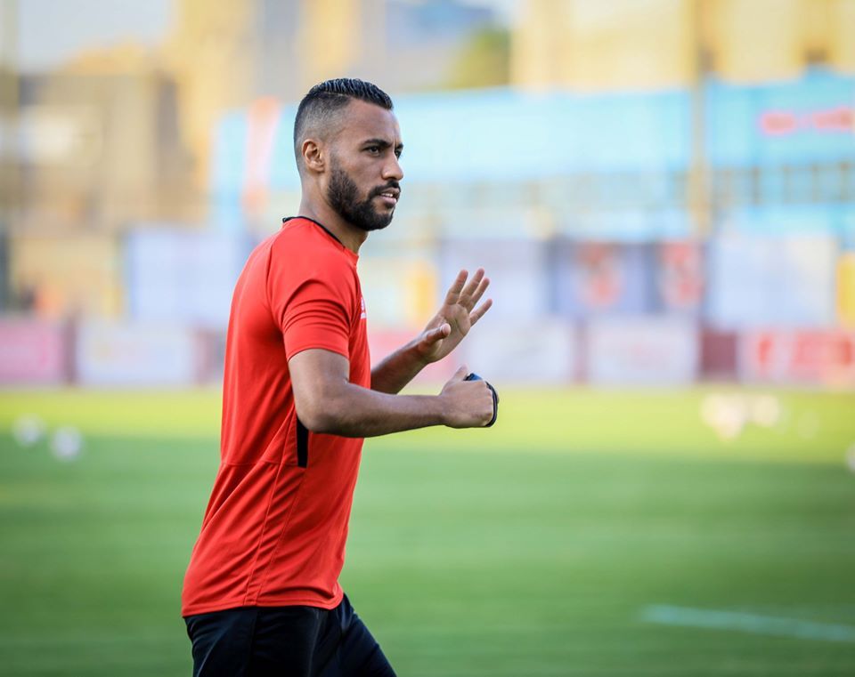 حسام عاشور 