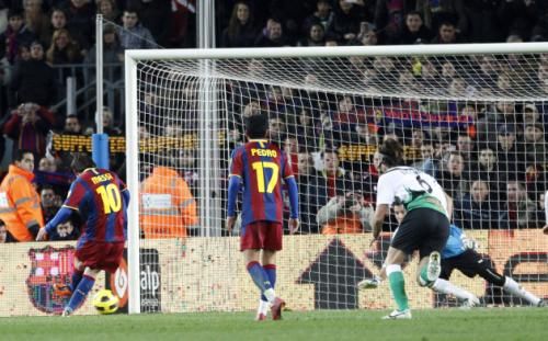 2011-01-222011-01-22t194957z_01_bar04_rtridsp_3_soccer-spain_reuters