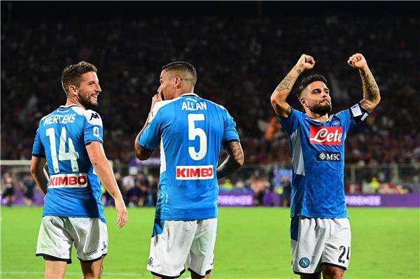 لاعبو نابولي