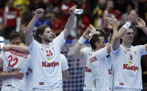 2011-01-222011-01-22t210250z_01_hnd145_rtridsp_3_handball_reuters