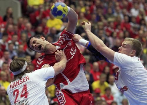 2011-01-222011-01-22t195303z_01_hnd126_rtridsp_3_handball_reuters