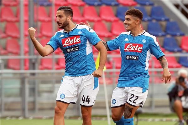  كوستاس مانولاس