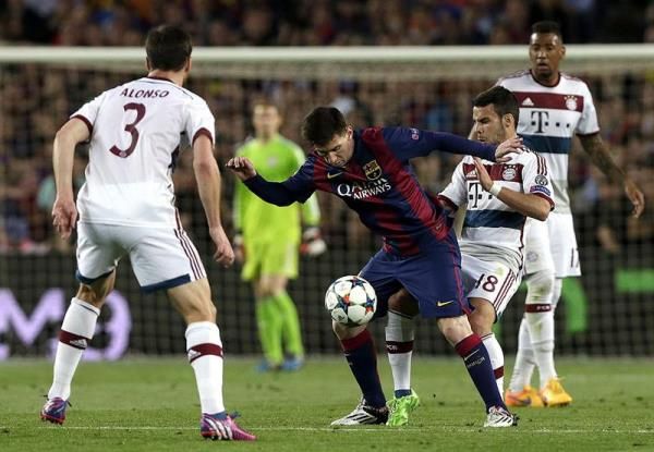 بايرن وبرشلونة في مباراة سابقة بدوري الأبطال