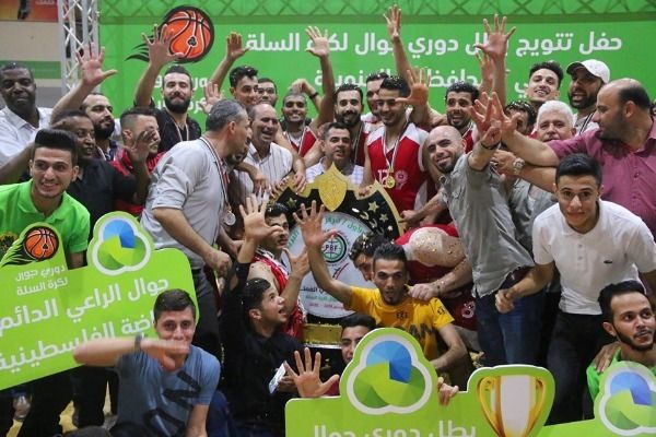 فرحة البريج بالتتويج