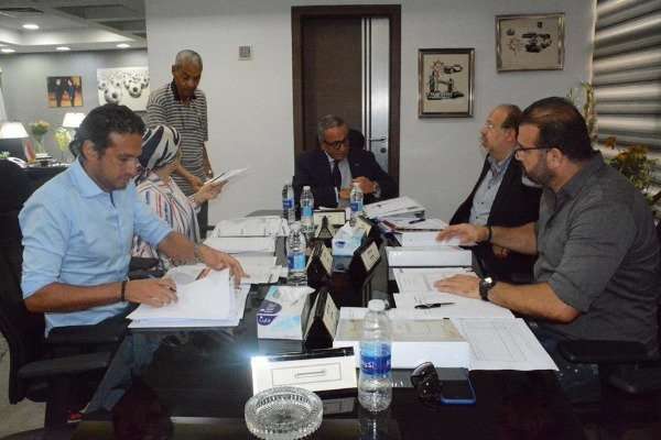 أعضاء اللجنة الخماسية