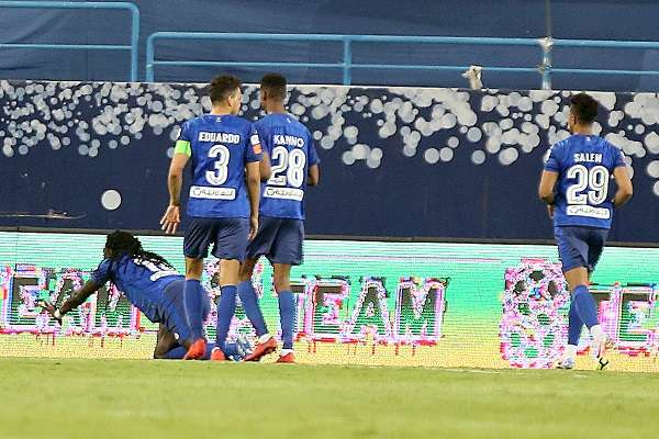 لاعبو الهلال