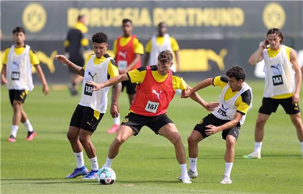 مونييه في تدريبات دورتموند