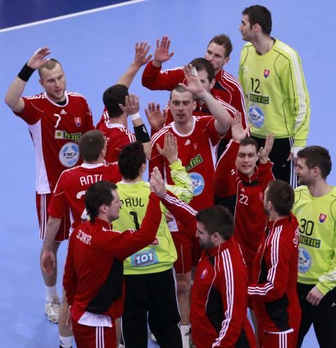 2011-01-232011-01-23t173032z_01_hnd113_rtridsp_3_handball_reuters