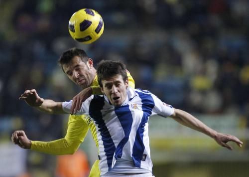 2011-01-232011-01-23t220729z_01_hjk10_rtridsp_3_soccer-spain_reuters