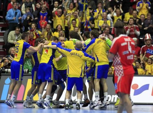 2011-01-232011-01-23t190442z_01_hnd323_rtridsp_3_handball_reuters