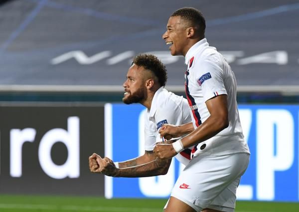 فرحة نيمار ومبابي