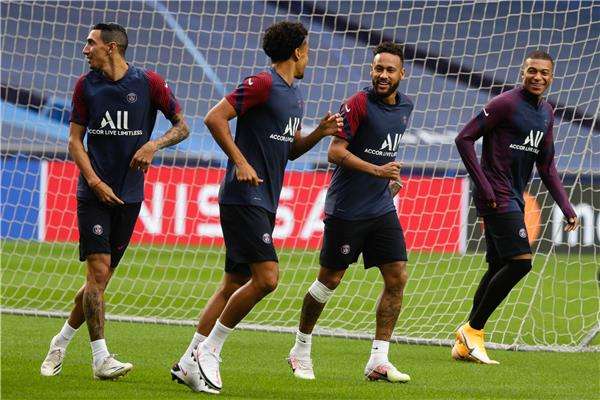 لاعبو سان جيرمان