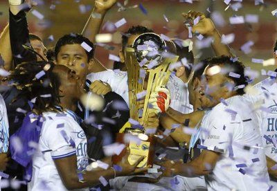 منتخب هندوراس ولحظة التتويج