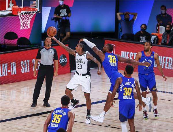 لوس أنجليس كليبرز ودنفر ناجتس