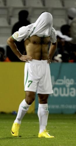 آخر المغادرين من البطولة " حامل اللقب " منتخب العراق
