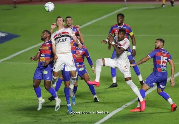 ?i=reuters%2f2020-08-13%2f2020-08-13t231244z_1107112910_rc2bdi9m4hlh_rtrmadp_3_soccer-brazil-sao-for-report_reuters