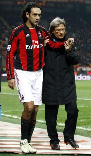 2011-01-232011-01-23t202541z_01_aga101_rtridsp_3_soccer-italy_reuters