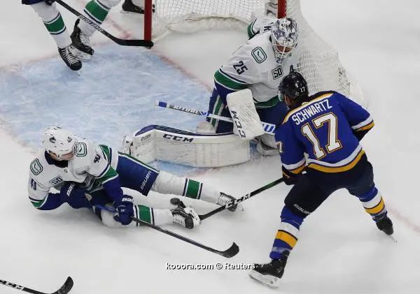 ?i=reuters%2f2020-08-15%2f2020-08-15t010602z_1904720861_nocid_rtrmadp_3_nhl-stanley-cup-playoffs-vancouver-canucks-at-st-louis-blues_reuters