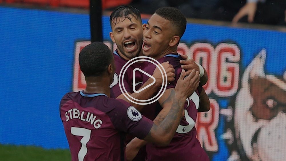 لاعبو مانشستر سيتي