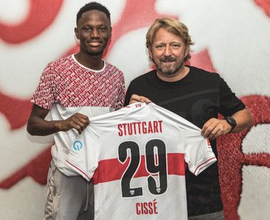 من تقديم اللاعب