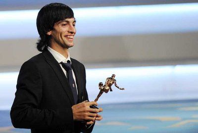النجم الارجنتيني خافيير باستوري أفضل لاعب صاعد بالكالشيو