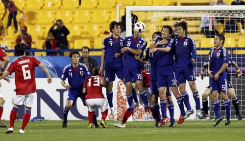 2011-01-252011-01-25t150241z_01_ac431_rtridsp_3_soccer-asian_reuters