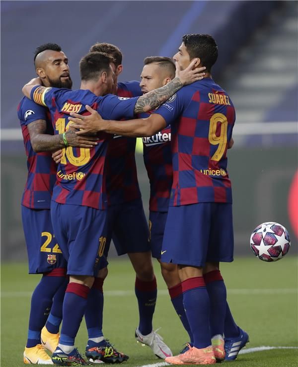 لاعبو برشلونة