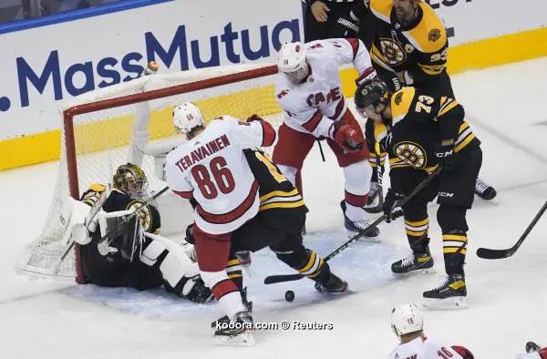 ?i=reuters%2f2020-08-19%2f2020-08-19t214824z_1230161002_nocid_rtrmadp_3_nhl-stanley-cup-playoffs-carolina-hurricanes-at-boston-bruins_reuters