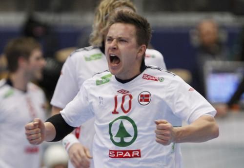 2011-01-252011-01-25t160542z_01_hnd313_rtridsp_3_handball_reuters