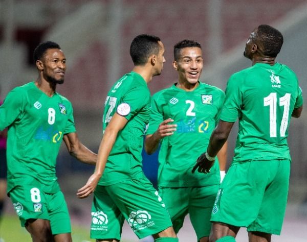 لاعبو العربي