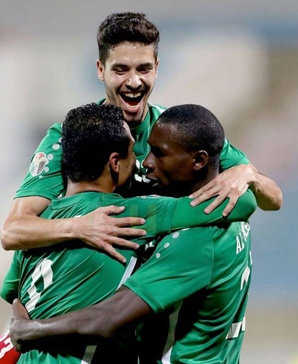 لاعبو الوحدات