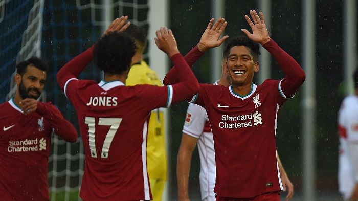 فيرمينو يحتفل بالهدف