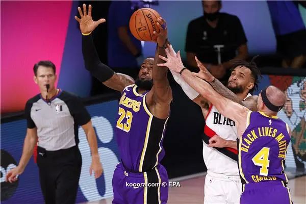 ?i=epa%2fbasketball%2f2020-08%2f2020-08-23-08619323_epa