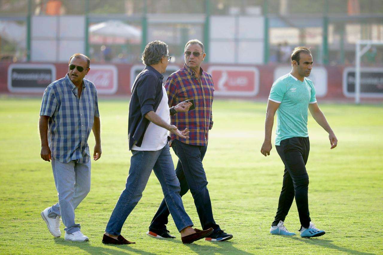 الخطيب ولجنة التخطيط في مران الأهلي