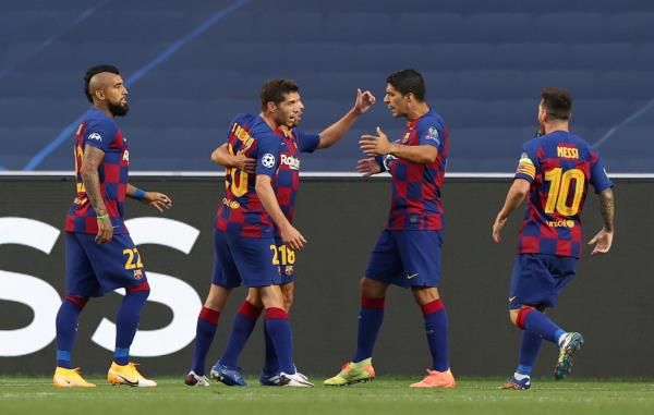لاعبو برشلونة
