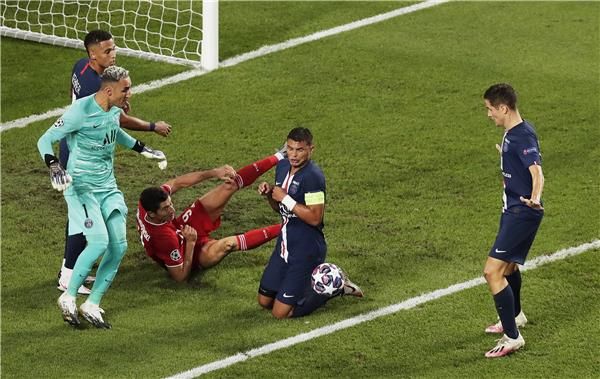 من المباراة