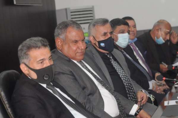 من الاجتماع