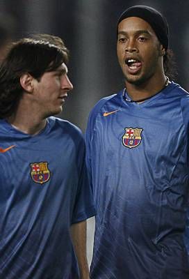 ميسي ورونالدينيو