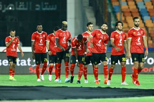 لاعبو الأهلي 