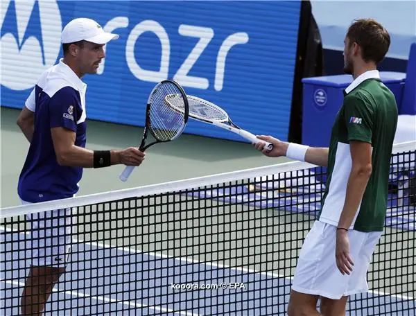 ?i=epa%2ftennis%2f2020-08%2f2020-08-26-08627533_epa