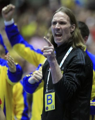 2011-01-252011-01-25t192712z_01_hnd331_rtridsp_3_handball_reuters