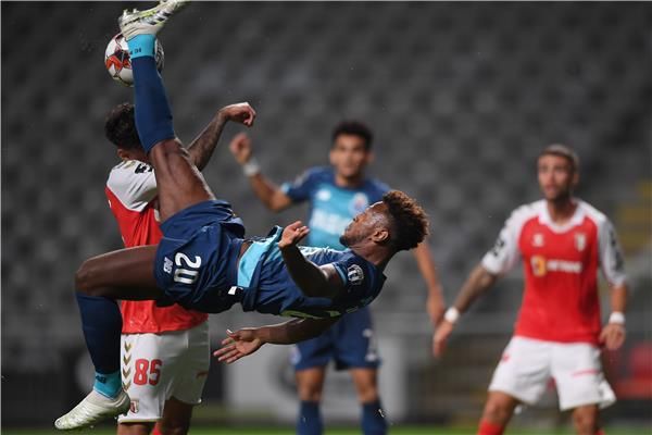 مقصية زي لويز