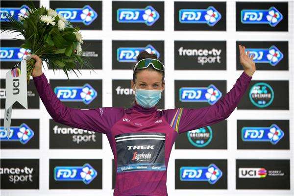  ليزي دايجنان