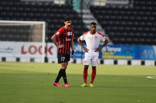 عبد العزيز هزاع 