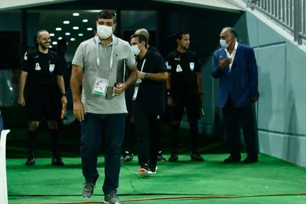 طارق العشري