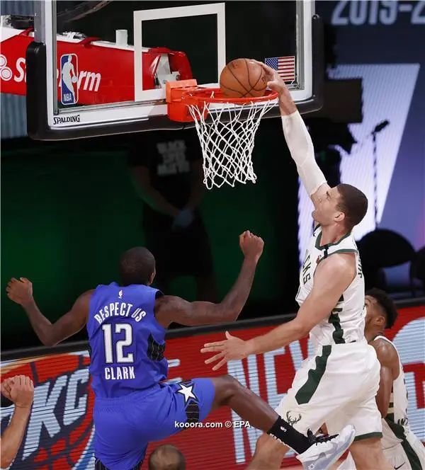 ?i=epa%2fbasketball%2f2020-08%2f2020-08-29-08634764_epa