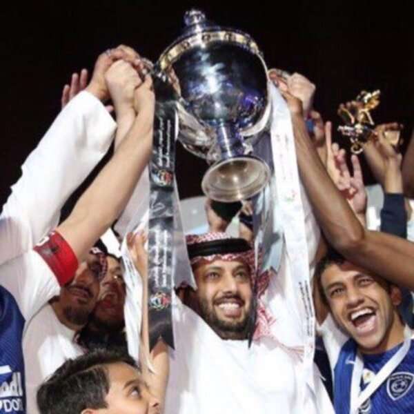 احتفالات الهلال
