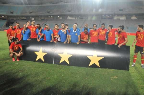 لاعبو الترجي وفرحة التتويج باللقب