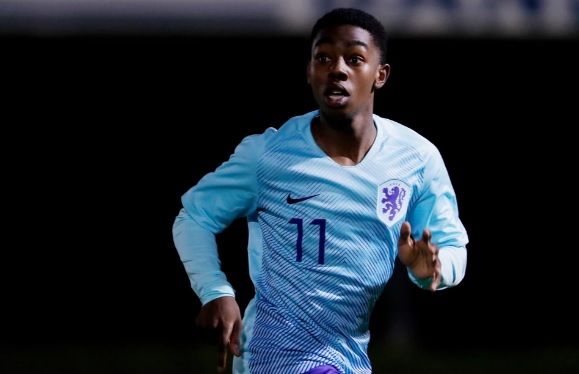 فان أكسل دونجن